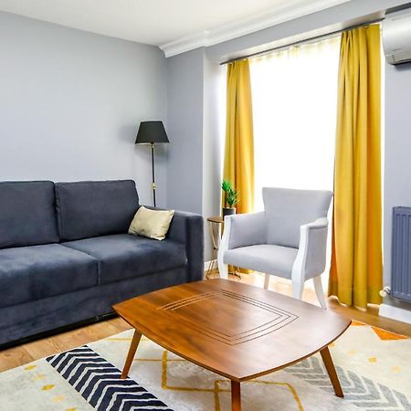 דירות איסטמבול Vibrant Flat 500 M To Uskudar Ferry Station מראה חיצוני תמונה